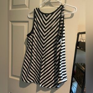 Time and Tru Black and White Striped Women's Top-Women’s Large
